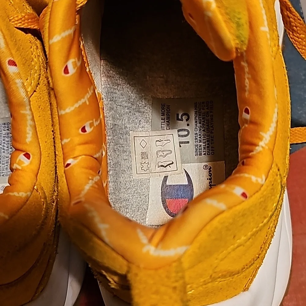 Champion shoes - Picture 4 of 9